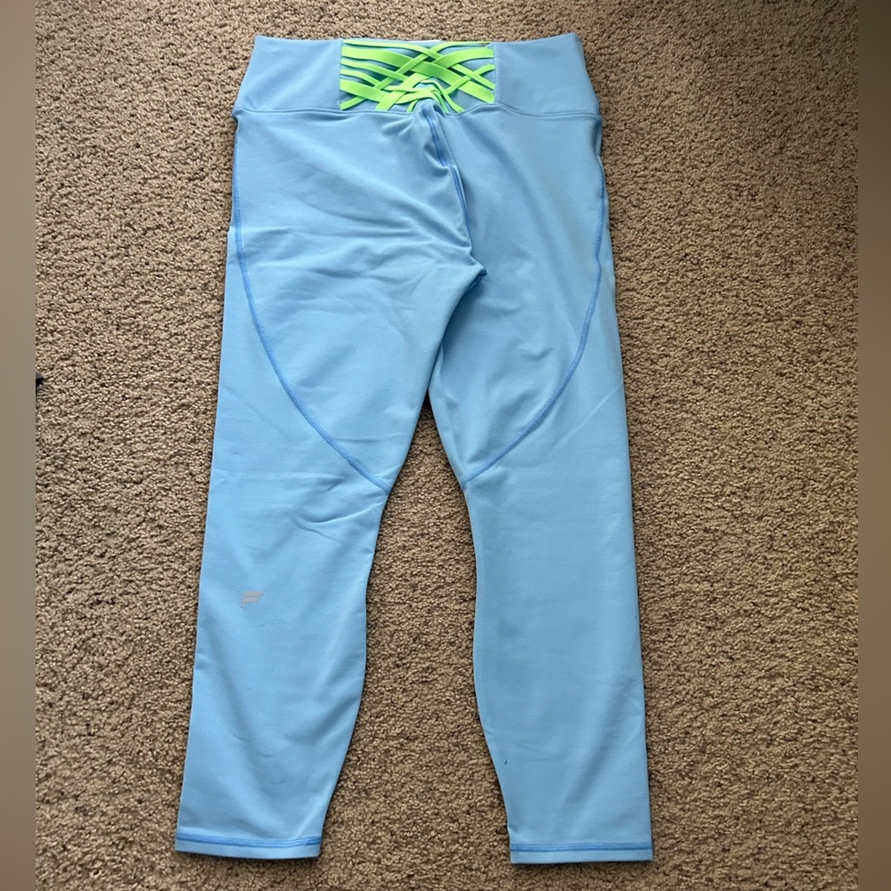 Brand new women’s Fabletics powerhold leggings light blue size xl